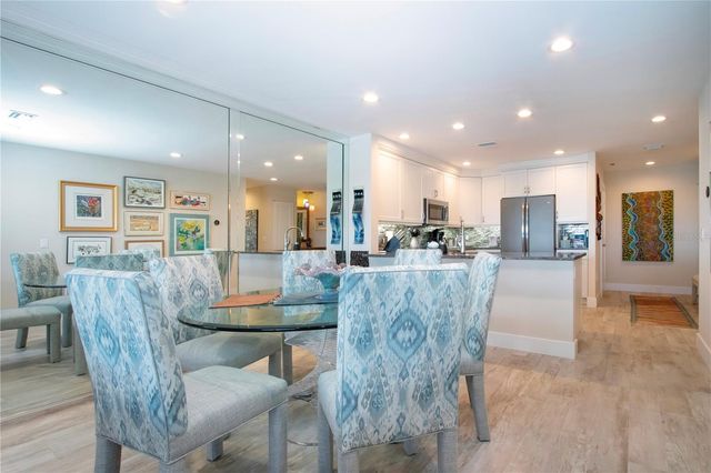 1200 E PEPPERTREE LANE 601, Sarasota, FL 34242