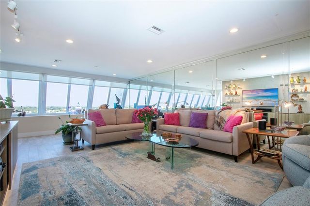 1200 E PEPPERTREE LANE 601, Sarasota, FL 34242