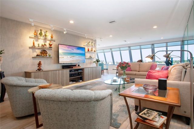 1200 E PEPPERTREE LANE 601, Sarasota, FL 34242