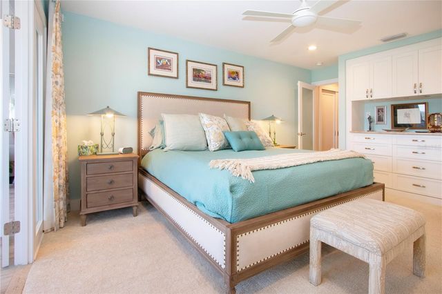 1200 E PEPPERTREE LANE 601, Sarasota, FL 34242