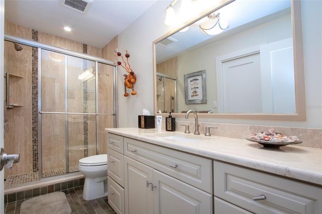 1200 E PEPPERTREE LANE 601, Sarasota, FL 34242