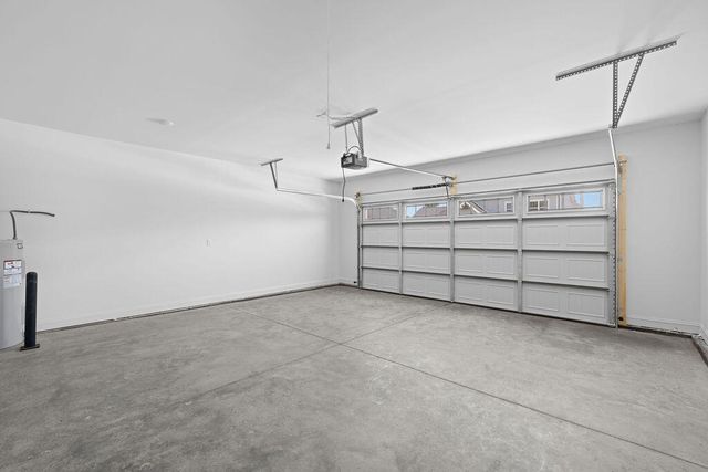 396 Winchester Drive 72, Rossville, GA 30741