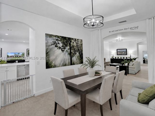 9000 Lakeview Place, Parkland, FL 33076