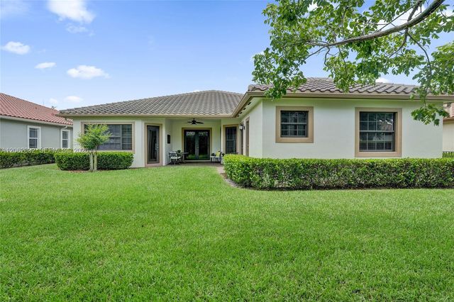 9000 Lakeview Place, Parkland, FL 33076