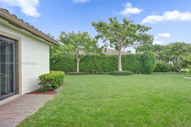 9000 Lakeview Place, Parkland, FL 33076