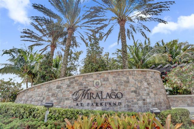 9000 Lakeview Place, Parkland, FL 33076