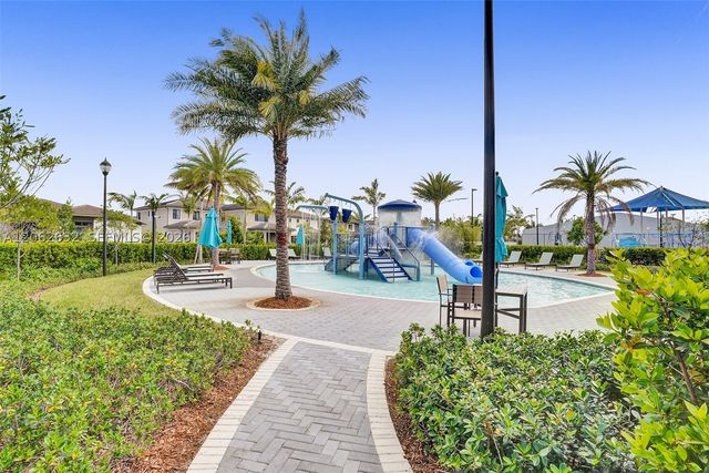 9000 Lakeview Place, Parkland, FL 33076