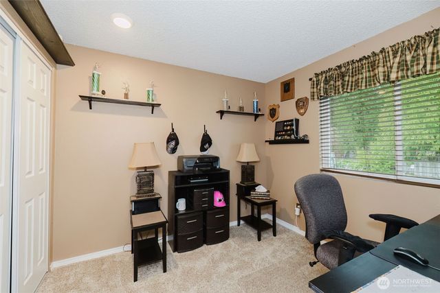 401 Pennie Lane, Bremerton, WA 98310