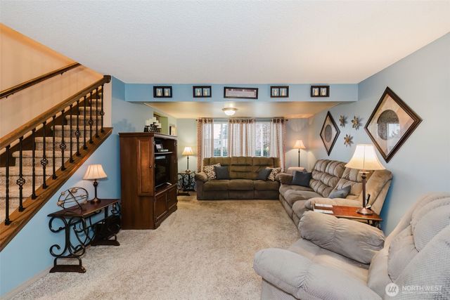 401 Pennie Lane, Bremerton, WA 98310