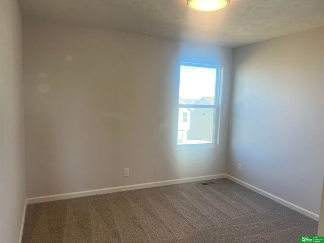 17604 Willit Street, Bennington, NE 68007