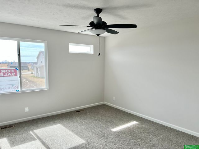 17604 Willit Street, Bennington, NE 68007