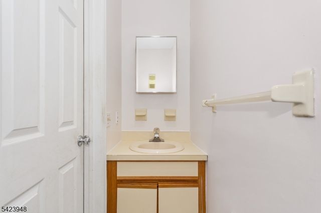 483 Forest St 10, Kearny Town, NJ 07032