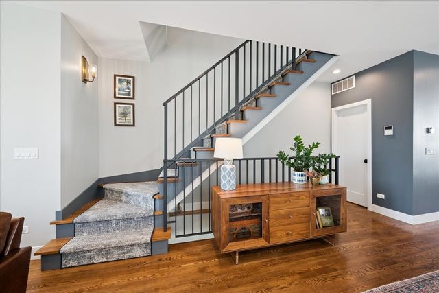 2514 W Polk Street, Chicago, IL 60612