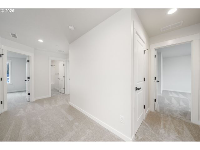 220 E 24TH Ave, La Center, WA 98629