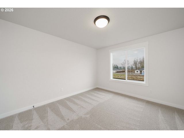 220 E 24TH Ave, La Center, WA 98629