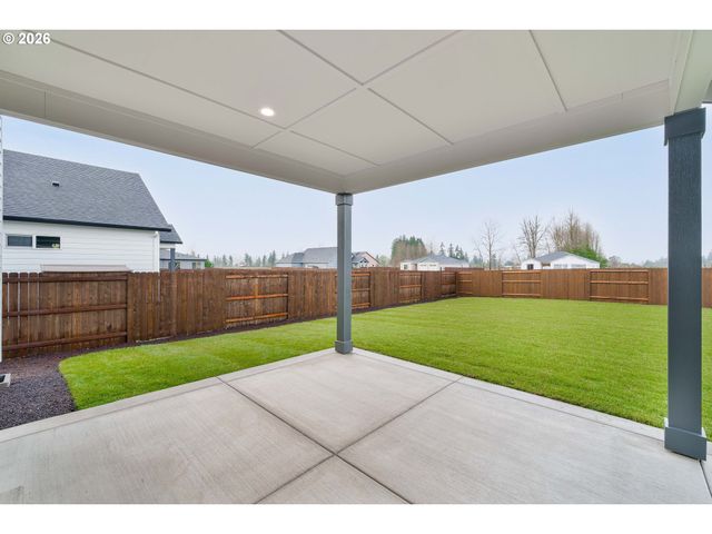 220 E 24TH Ave, La Center, WA 98629