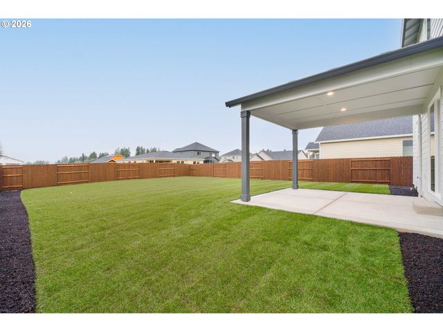 220 E 24TH Ave, La Center, WA 98629