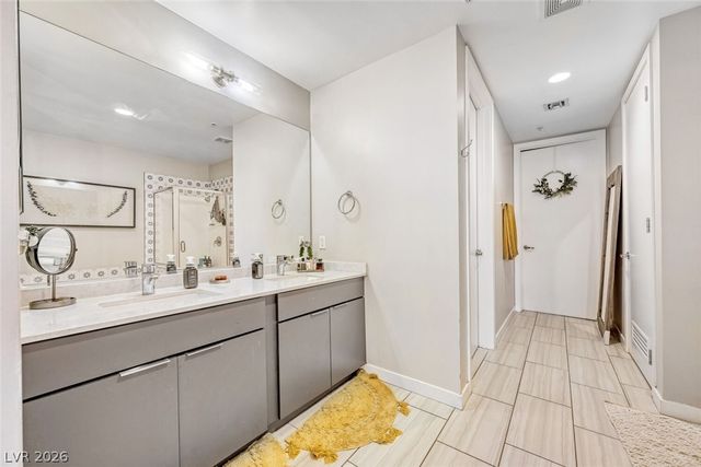 353 East Bonneville Avenue 409, Las Vegas, NV 89101