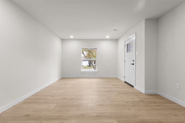 1932 Devonshire Drive, Garland, TX 75041