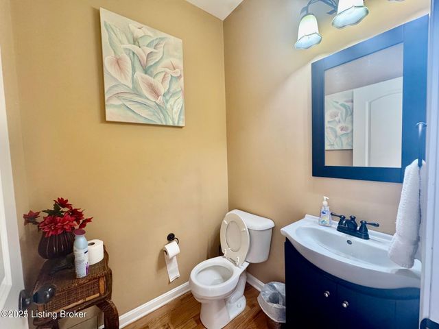 9615 Keeling Ridge Rd, Louisville, KY 40291