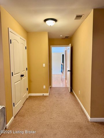 9615 Keeling Ridge Rd, Louisville, KY 40291