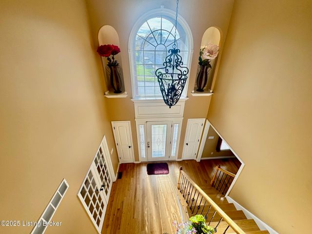 9615 Keeling Ridge Rd, Louisville, KY 40291