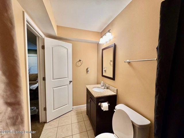 9615 Keeling Ridge Rd, Louisville, KY 40291