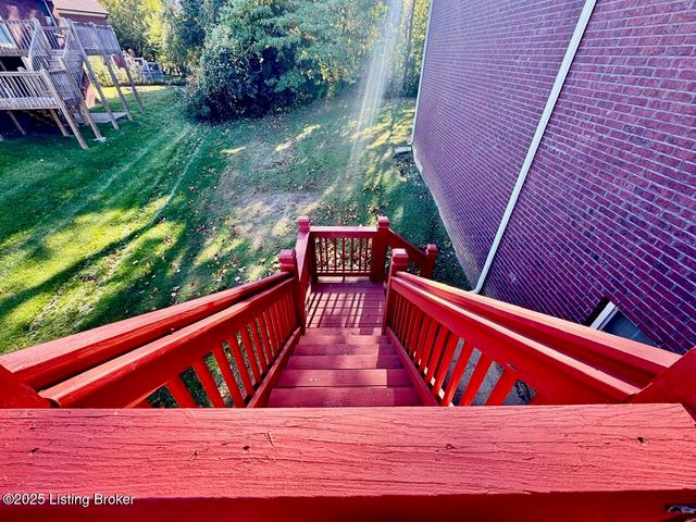 9615 Keeling Ridge Rd, Louisville, KY 40291