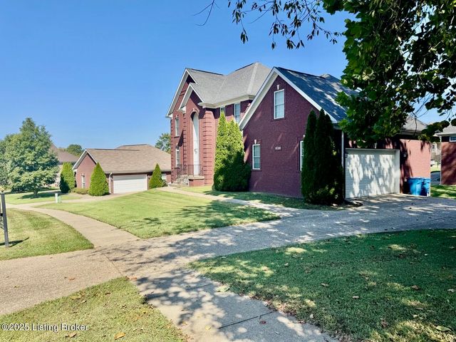 9615 Keeling Ridge Rd, Louisville, KY 40291