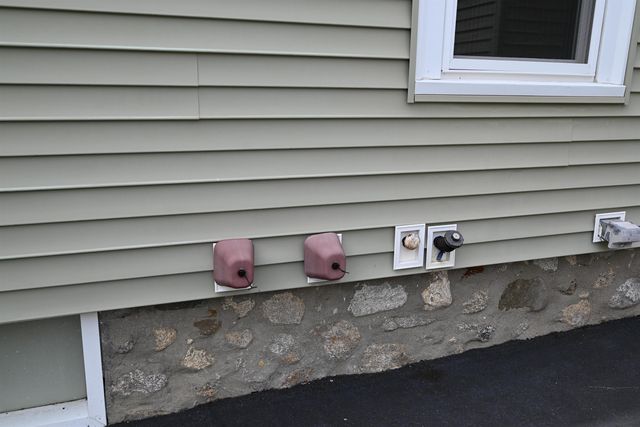 16 Hale Avenue, Hooksett, NH 03106