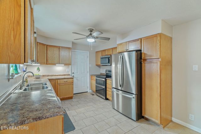 1052 Brantley Drive, Knoxville, TN 37923