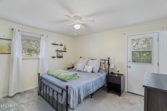 1052 Brantley Drive, Knoxville, TN 37923