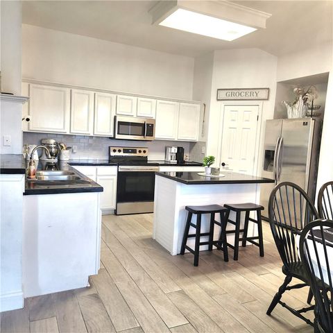 7810 Jim Wells Dr, Corpus Christi, TX 78413