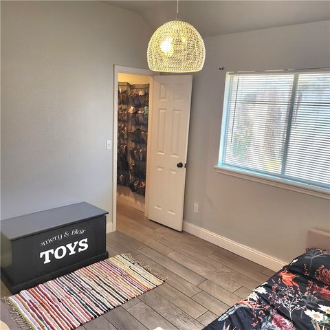 7810 Jim Wells Dr, Corpus Christi, TX 78413