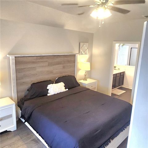7810 Jim Wells Dr, Corpus Christi, TX 78413