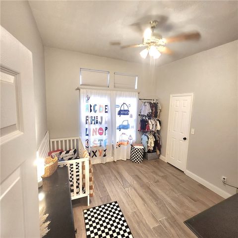 7810 Jim Wells Dr, Corpus Christi, TX 78413