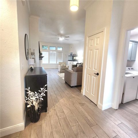 7810 Jim Wells Dr, Corpus Christi, TX 78413