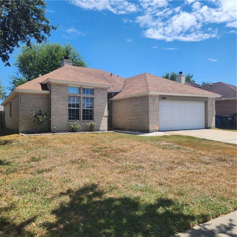 7810 Jim Wells Dr, Corpus Christi, TX 78413 — photo 2
