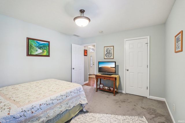 7701 DONEGAL Drive, Indianapolis, IN 46217