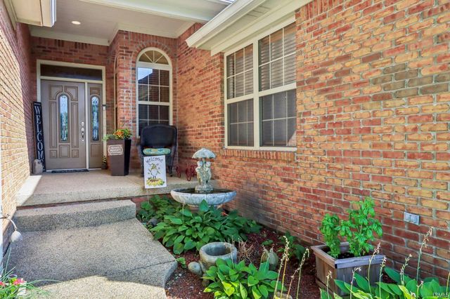 7701 DONEGAL Drive, Indianapolis, IN 46217