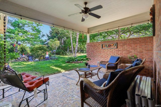 7701 DONEGAL Drive, Indianapolis, IN 46217