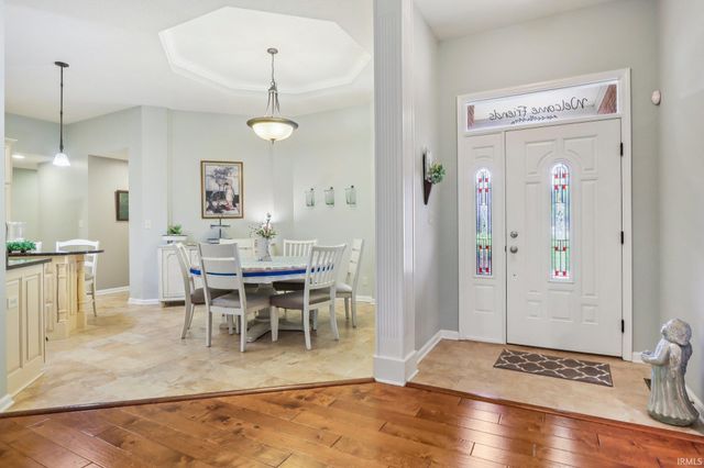 7701 DONEGAL Drive, Indianapolis, IN 46217