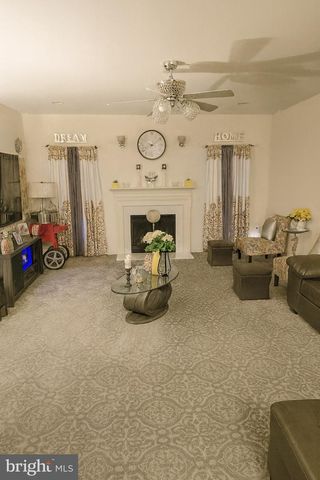 308 STAUNTON CT, Williamstown, NJ 08094