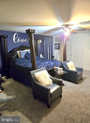 308 STAUNTON CT, Williamstown, NJ 08094