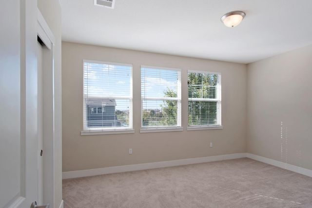 17848 Eastman Ct, Lathrop, CA 95330