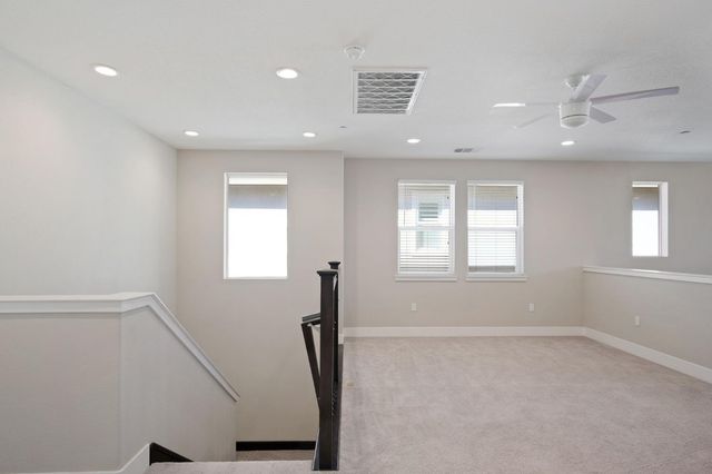 17848 Eastman Ct, Lathrop, CA 95330