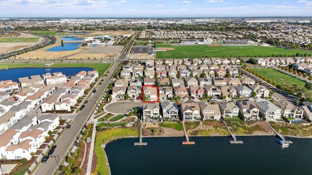 17848 Eastman Ct, Lathrop, CA 95330