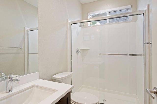 17848 Eastman Ct, Lathrop, CA 95330