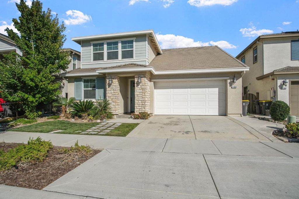 17848 Eastman Ct, Lathrop, CA 95330