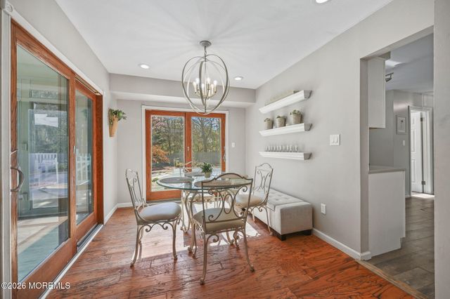 39 Tioga Drive, Howell, NJ 07731